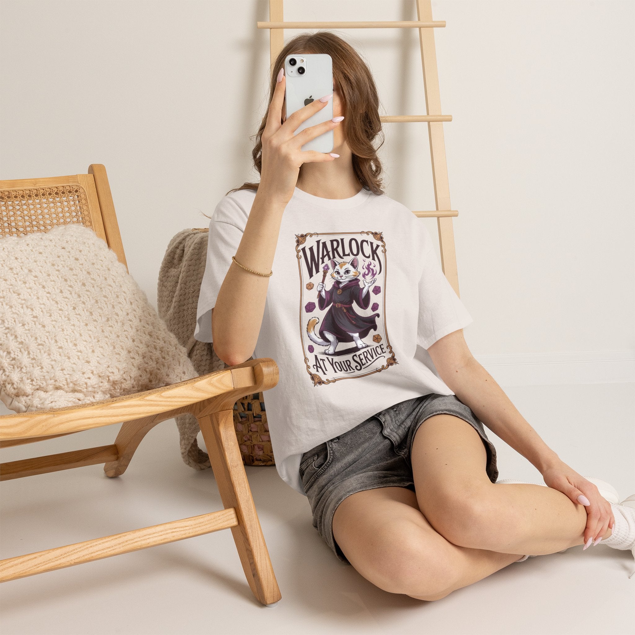 Warlock Cat at Your Serivece D&D T-shirt | Cat Lover RPG Gift